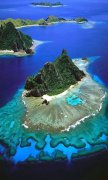 斐济边有个孤独星球极力推荐的0差评岛国，免签又便宜，但99%的国